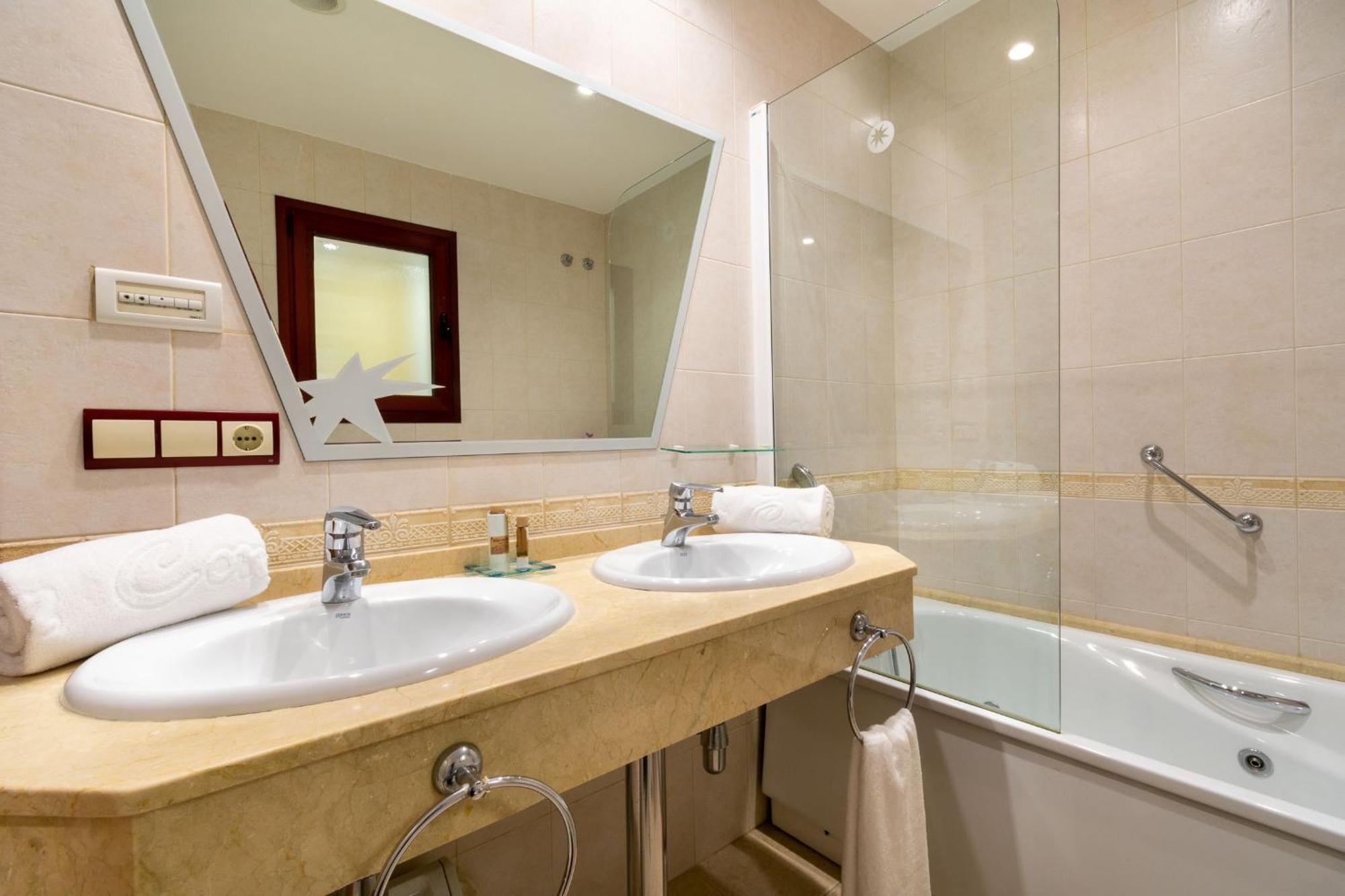 Apartamentos Albir Confort 2 Dormitorios El Albir Dış mekan fotoğraf